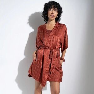 Idle Sleepwear The Short Robe Maroon Size XS/S $148